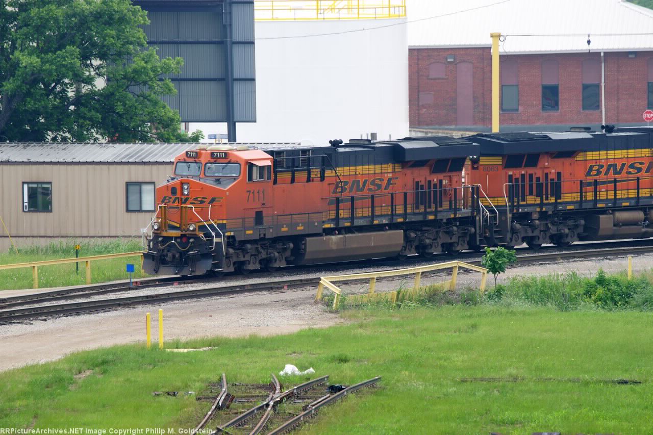 BNSF 7111